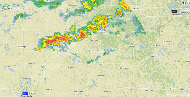 Radar 1pm CDT 8/18/16