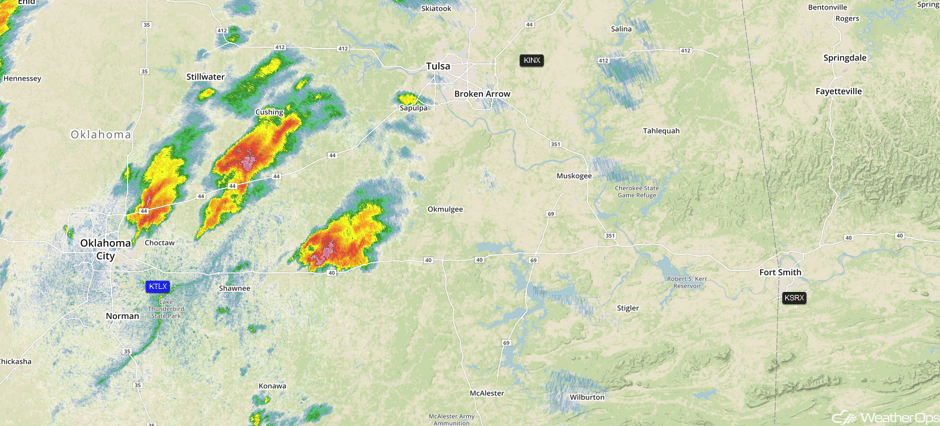 Radar 4:05pm CDT 4/4/17